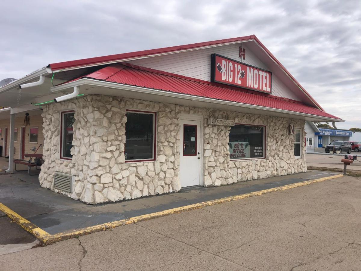 Big 12 Motel Broken Bow Eksteriør billede